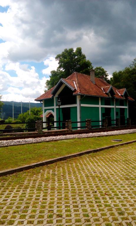 Planinska Kuca Villa Mokra Gora Exteriör bild